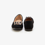 Women's Clasp Pumps